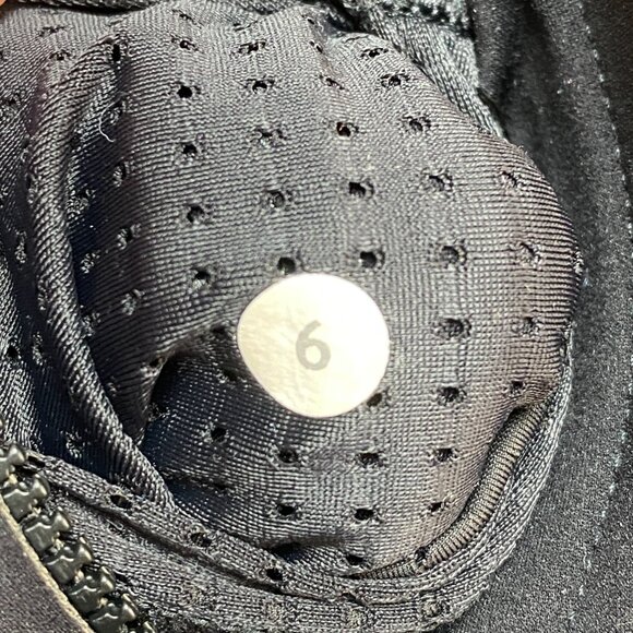 Lululemon Var-City Bomber Jacket Womens 6Black Gray Baseball Stitching Neoprene - Picture 9 of 15